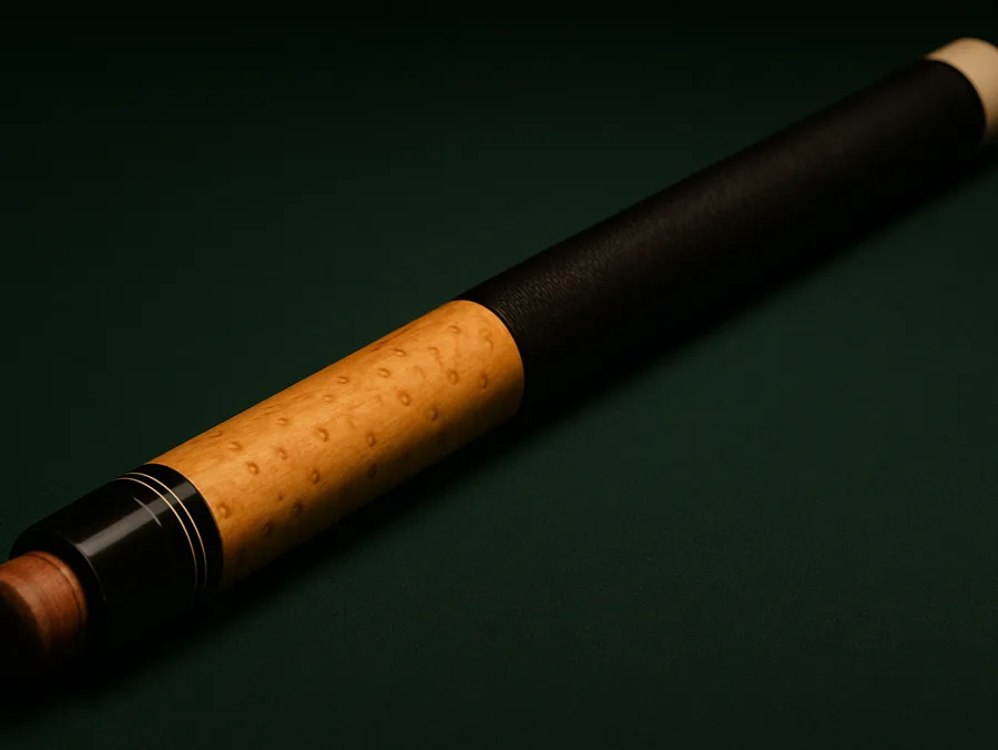 Players Classic Maple Playing Cue